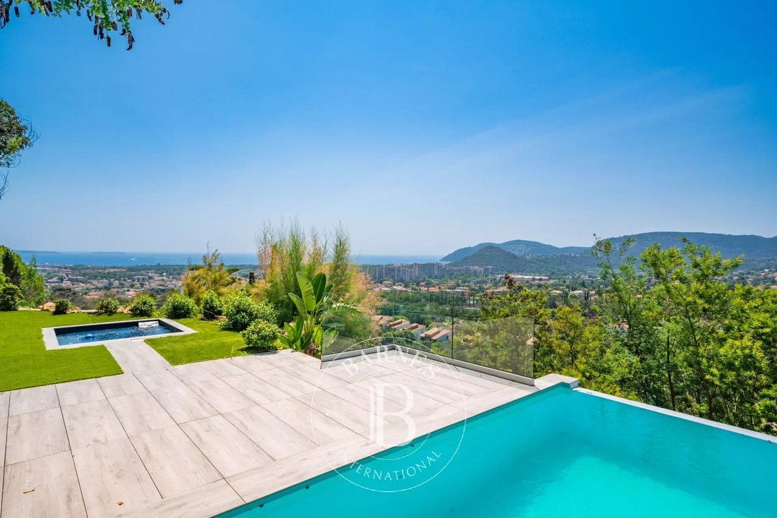 Villa in Le Grand Duc-Minelle, Mandelieu-la-Napoule, France 2 - 13092856