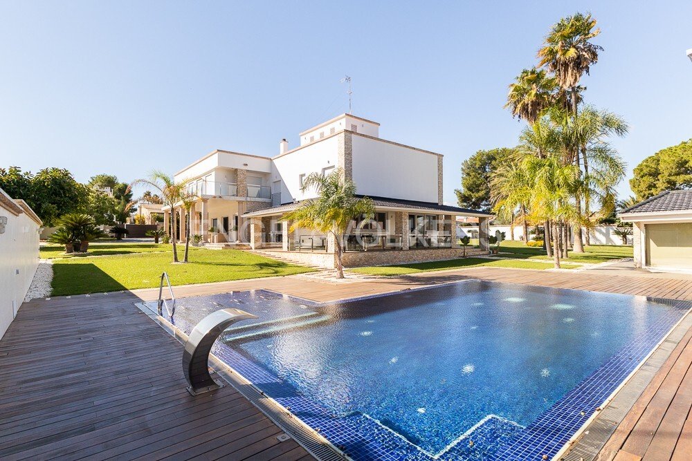House in l'Eliana, Valencian Community, Spain 1 - 14754473