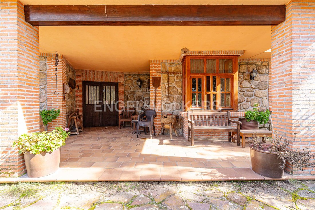 Villa in Valdemorillo, Comunidad de Madrid, Spain 4 - 15229182
