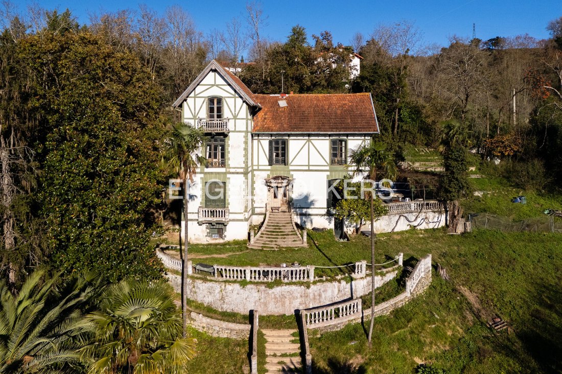 Villa in Centro, Donostia-San Sebastian, Spain 1 - 15016517