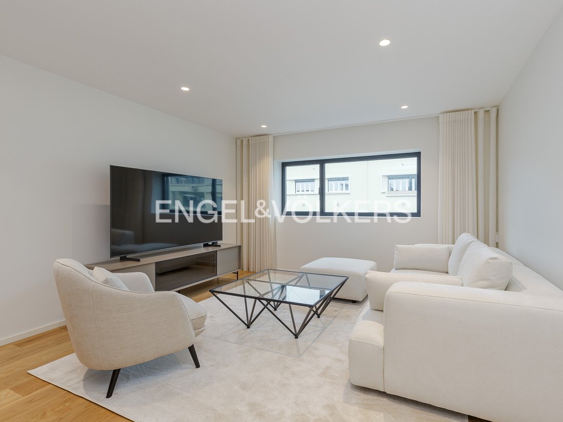 Apartment in Avenidas Novas, Lisbon, Portugal 2 - 14578424