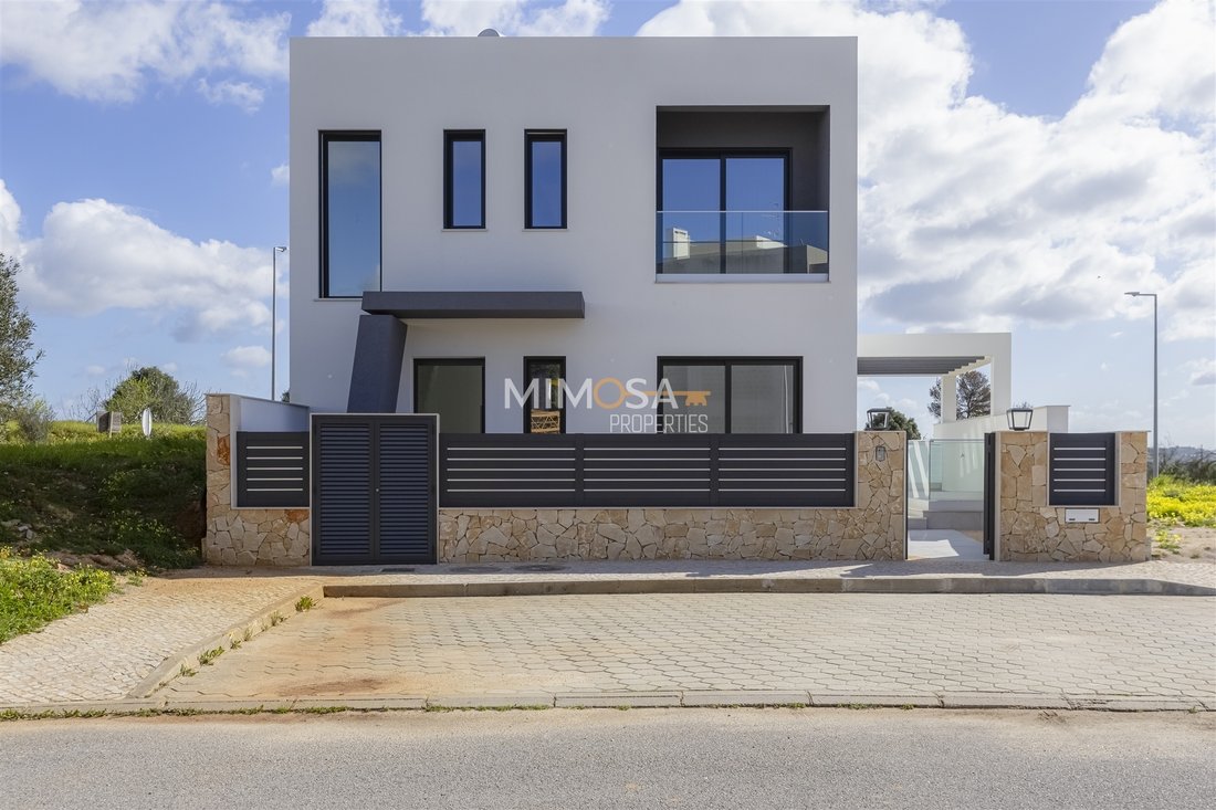 House in Mexilhoeira Grande, Algarve, Portugal 4 - 15377166
