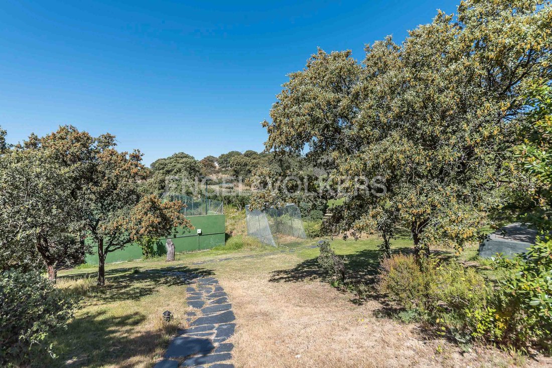 Land in Boadilla del Monte, Comunidad de Madrid, Spain 2 - 15271889