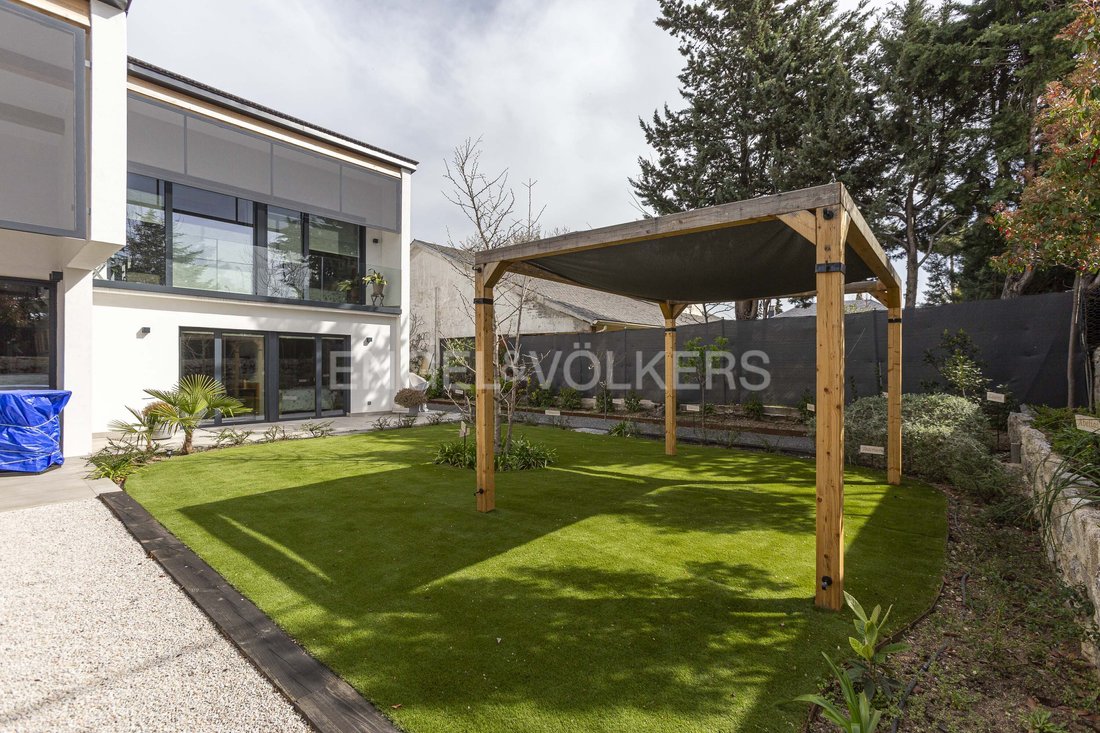 Townhouse in Valdemorillo, Community of Madrid, Spain 5 - 14286597