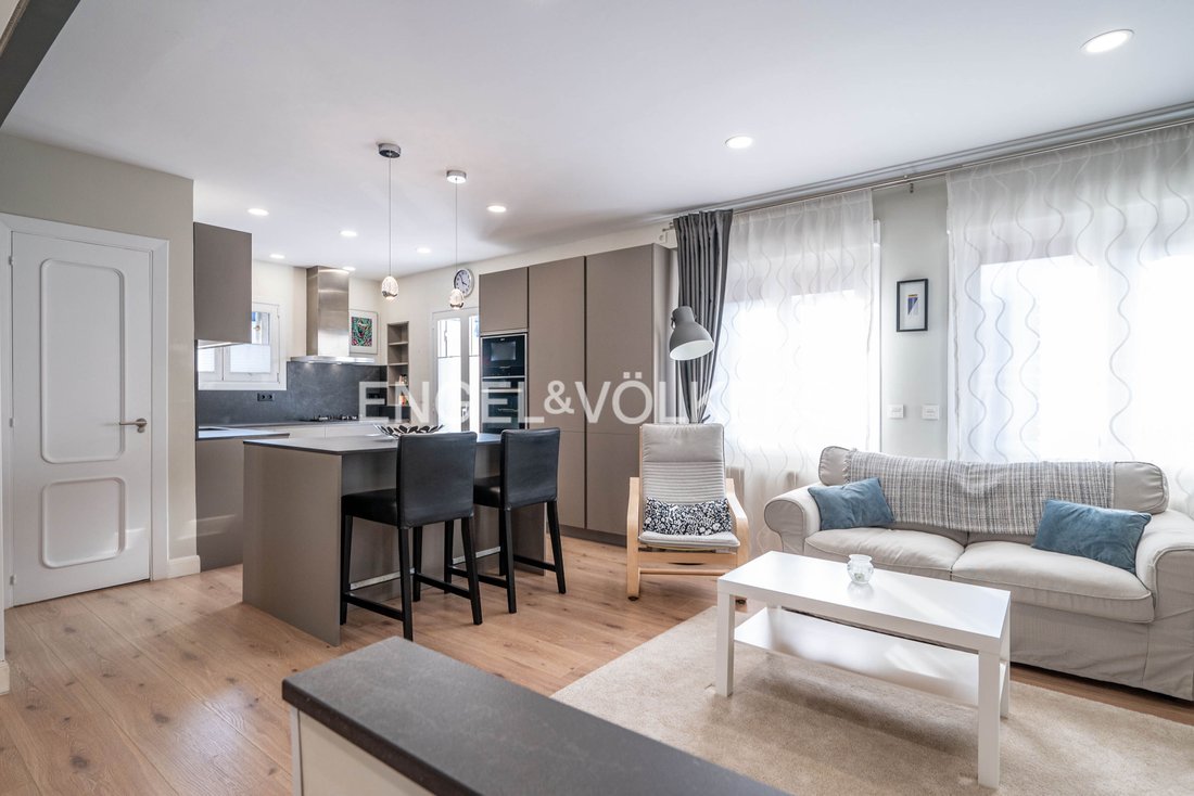 Apartment in Mendebaldea, Donostia-San Sebastian, Spain 2 - 15223388