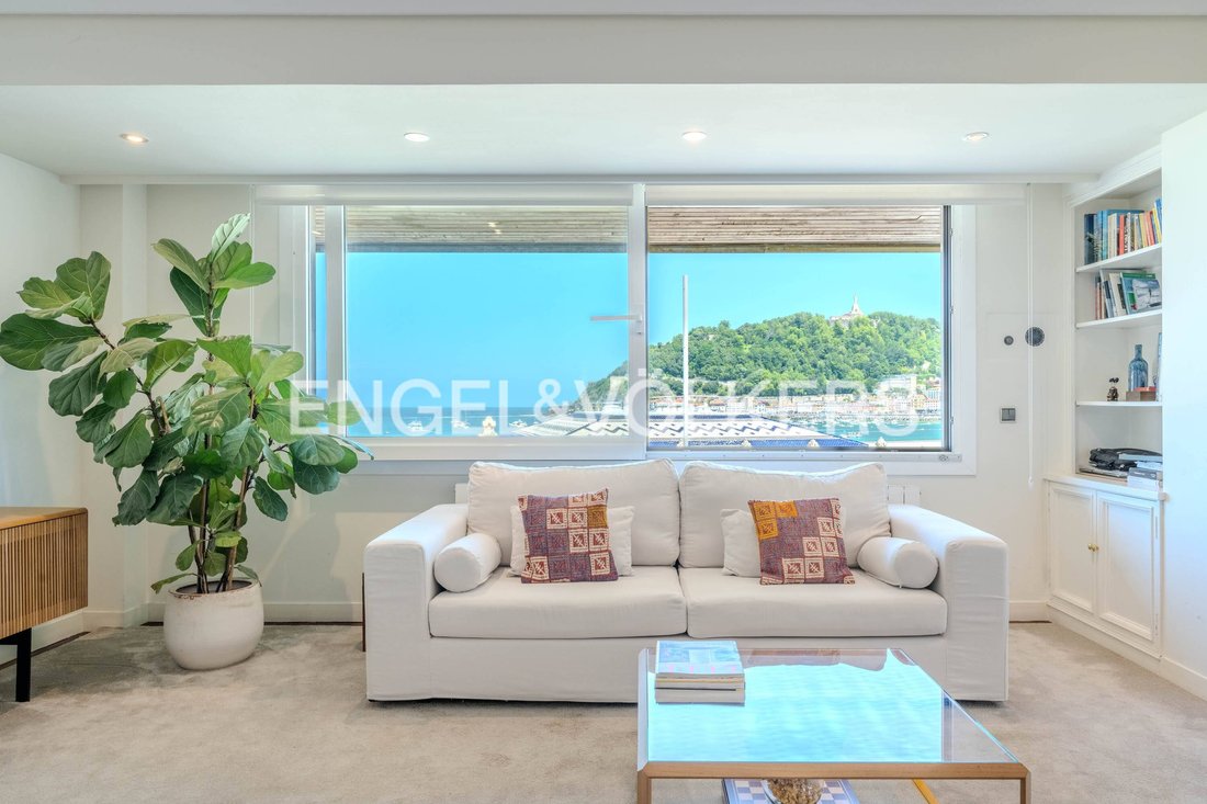 Apartment in Mendebaldea, Donostia-San Sebastian, Spain 5 - 14768123