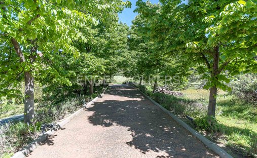 Land in Boadilla del Monte, Comunidad de Madrid, Spain 1