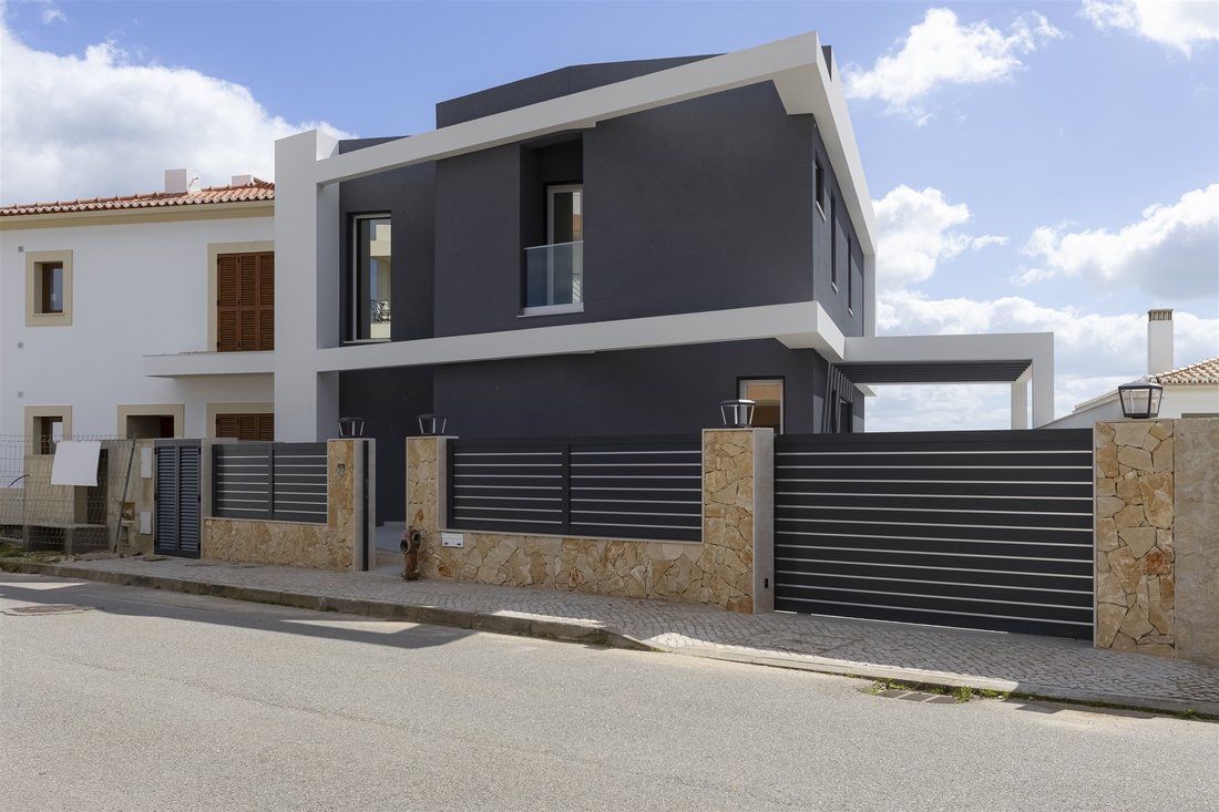 House in Mexilhoeira Grande, Algarve, Portugal 3 - 15377169