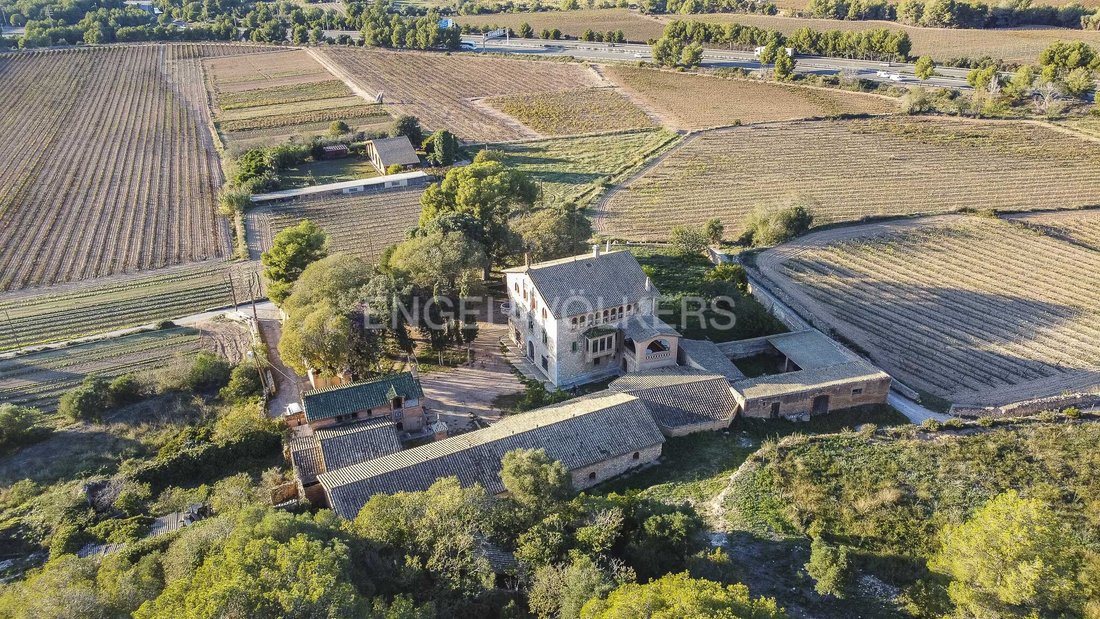 Finca in Sant Pere de Ribes, Catalonia, Spain 1 - 14757605