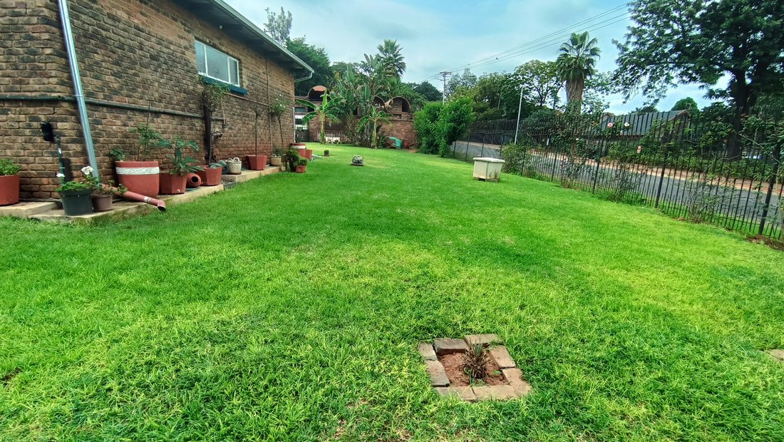 Country House in Murrayfield, Gauteng, South Africa 1 - 15403845
