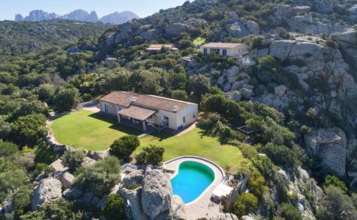 Maison à San Pantaleo, Olbia, Italie 1