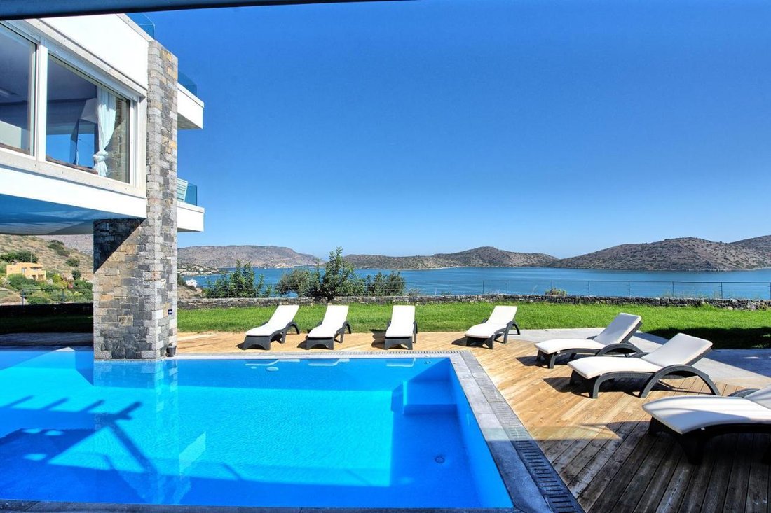 Villa in Community of Skinias, Agios Nikolaos Municipal Unit, Greece 3 - 15404102