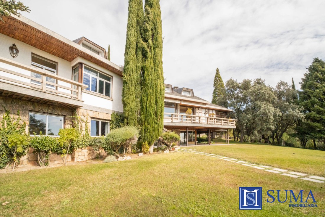 Chalet in La Moraleja, Alcobendas, Comunidad de Madrid 2 - 15403896