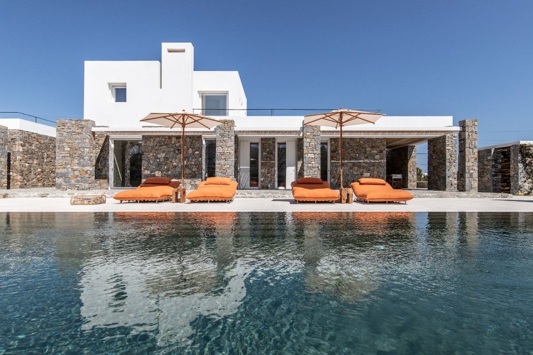 Villa in Paros, Aegean, Greece 2 - 15404119