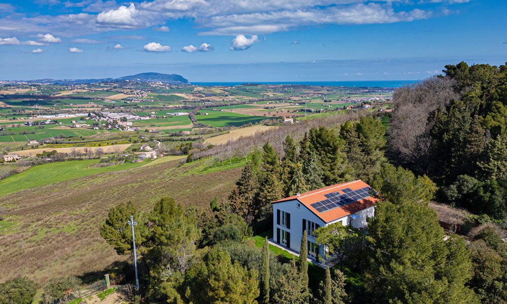 Villa in Potenza Picena, Marche, Italy 1 - 15404415
