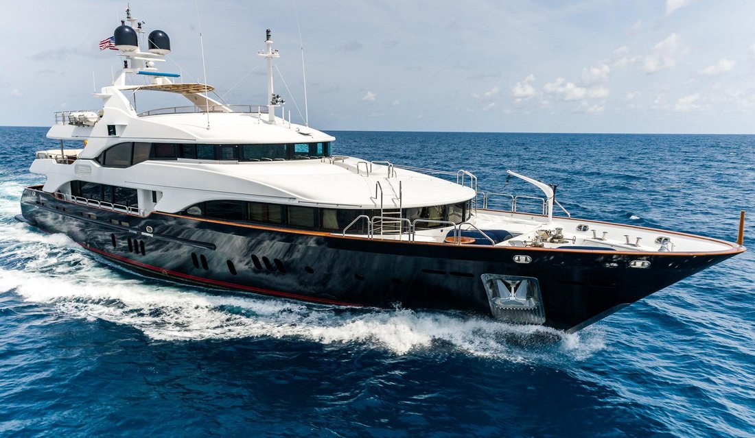 Motor Yacht in Sint Maarten (Dutch part) 2 - 15161941