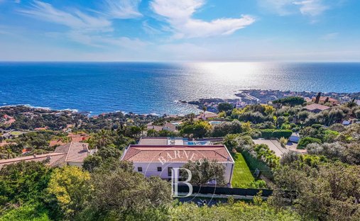 Villa in Les Issambres, Roquebrune-sur-Argens, France 1