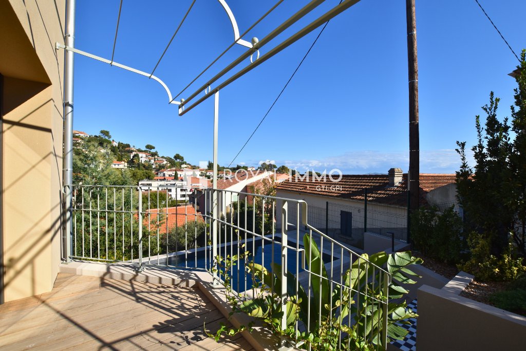 Villa in Hyeres, Provence-Alpes-Côte d'Azur, France 3 - 15405722