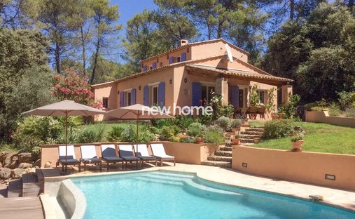 Villa in Lorgues, Provence-Alpes-Côte d'Azur, France 1