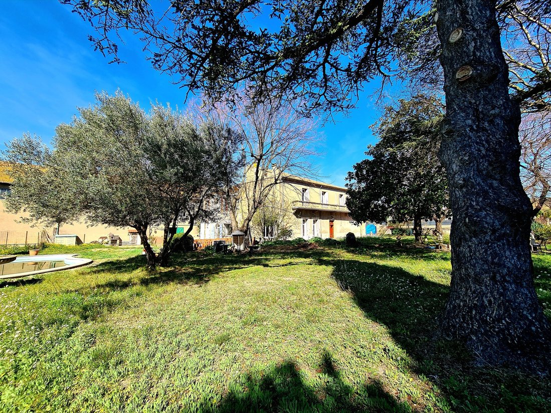 House in Allées Paul Riquet, Beziers, France 4 - 12683772