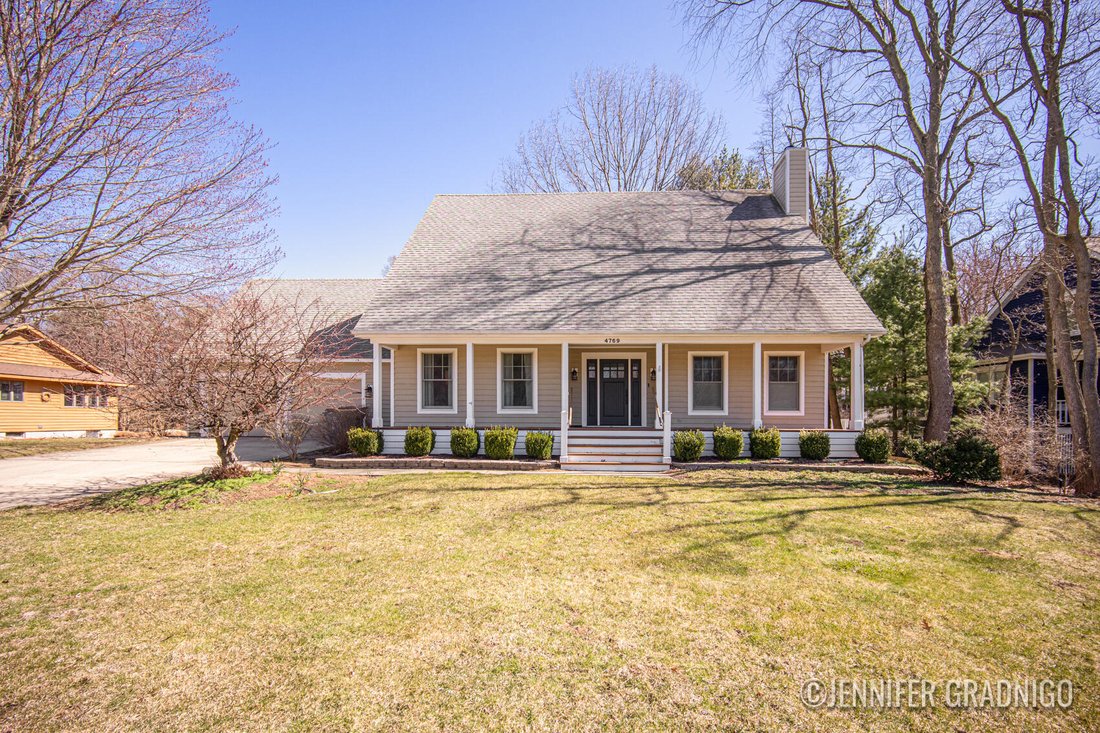 Haus in Laketown Township, Michigan, Vereinigte Staaten 2 - 15406074