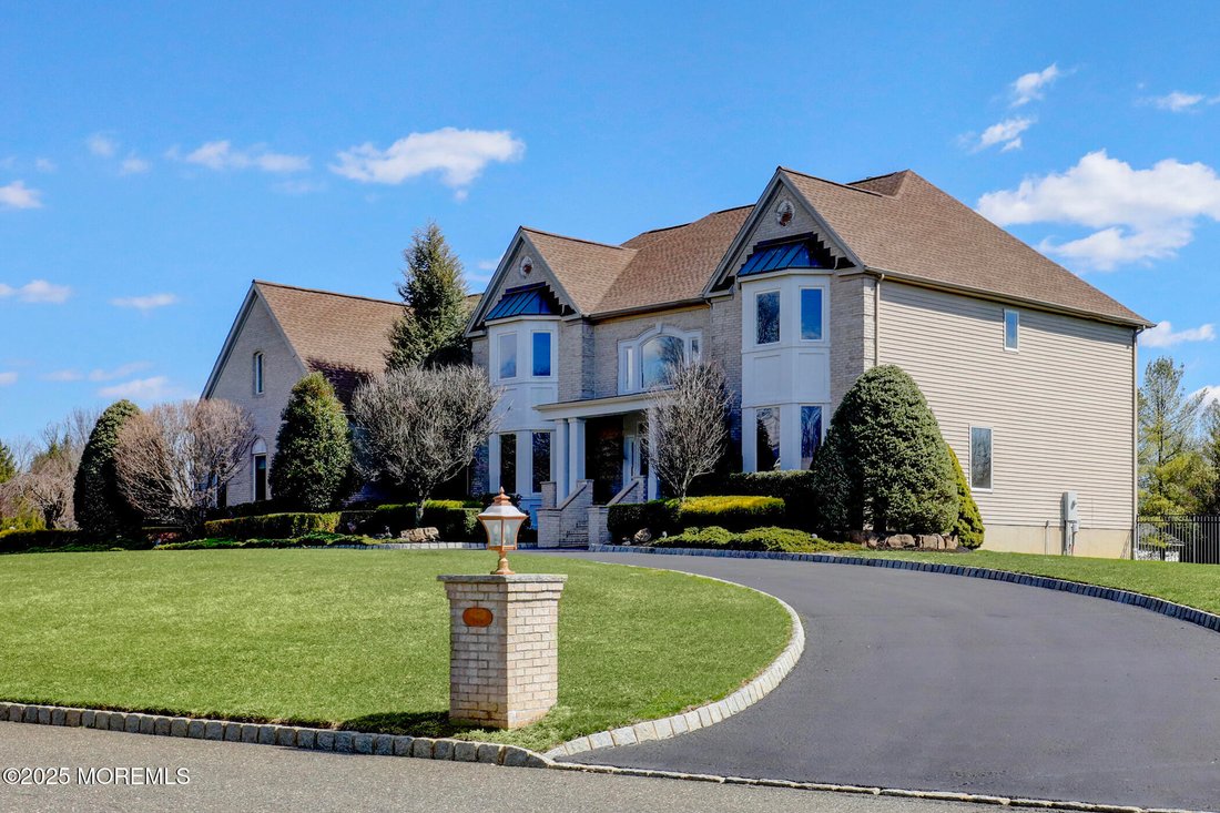 House in Marlboro Township, New Jersey, United States 5 - 15405919