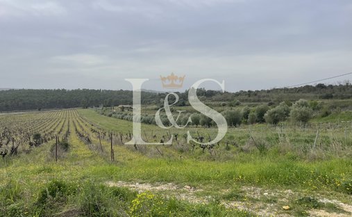 Castle for Sale in Saint-Laurent-des-Arbres, Occitanie, France