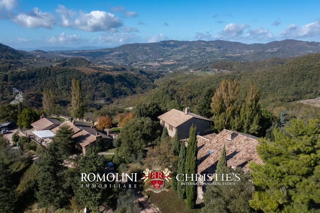 Villa en San Damiano, Umbría, Italia 1 - 13589116