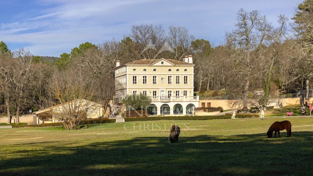 Villa in Montauroux, Provence-Alpes-Côte d'Azur, France 1 - 15204751