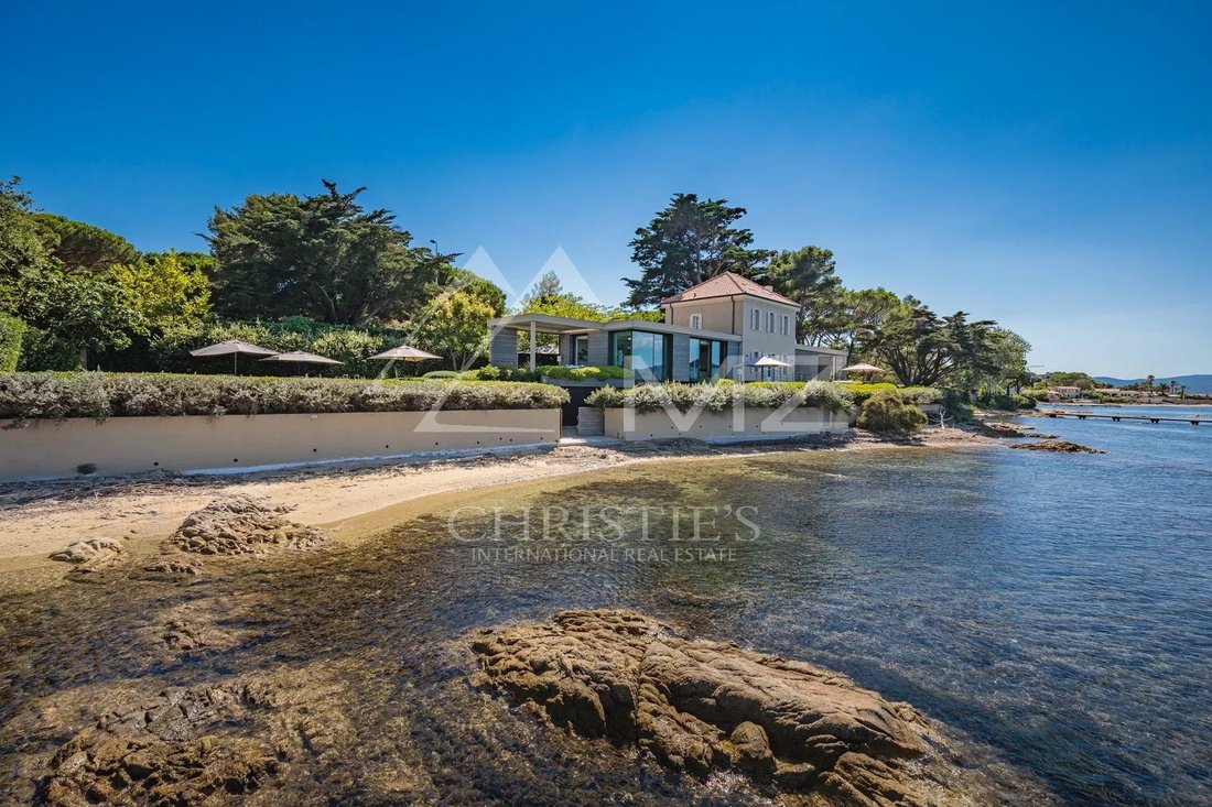 Villa in Saint-Tropez, Provence-Alpes-Côte d'Azur, France 2 - 15203113