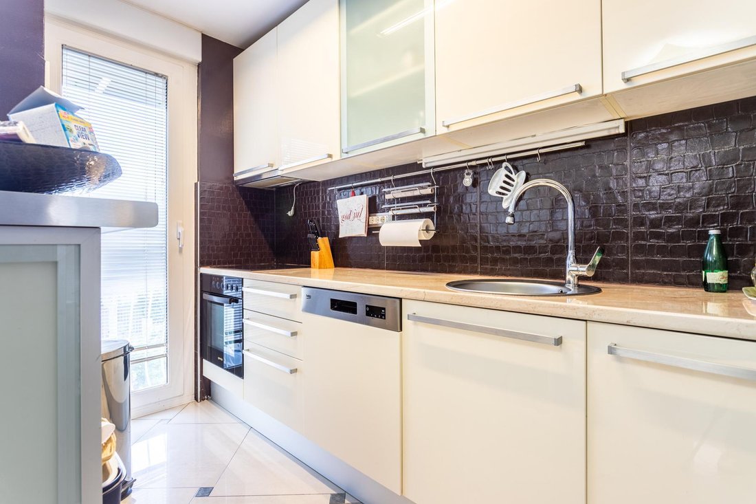 Apartment in Trstenik, Split, Split-Dalmatia County 5 - 15408337