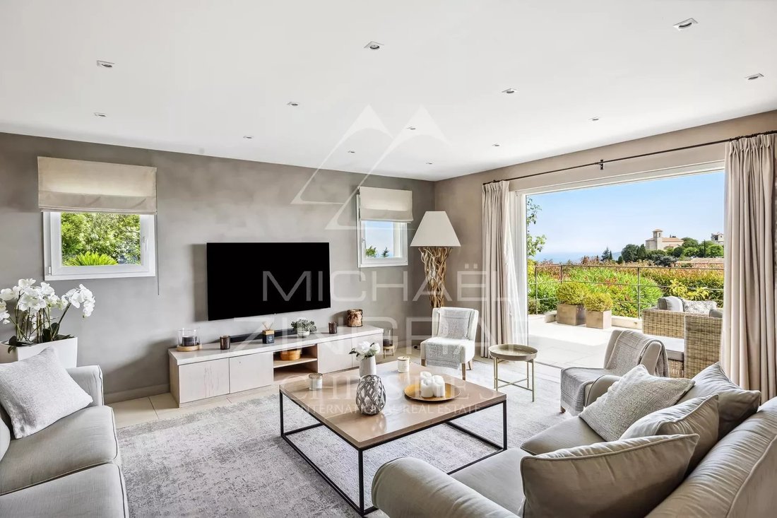 Villa in Cabris, Provence-Alpes-Côte d'Azur, France 3 - 15203878