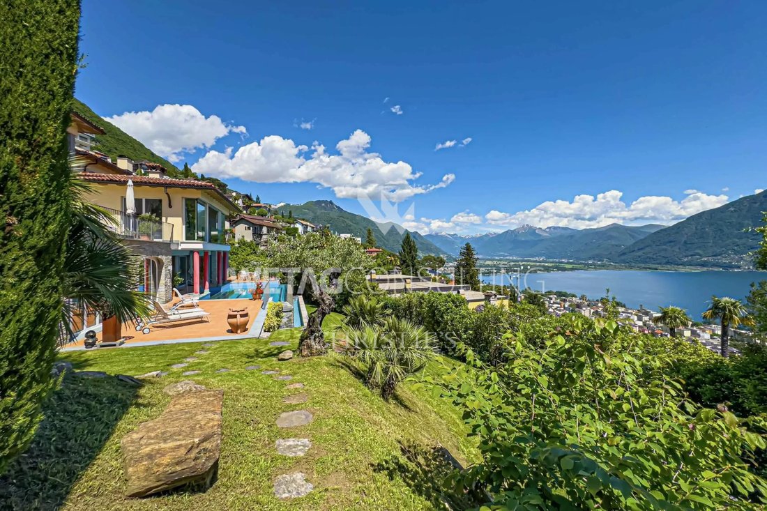 Villa in Brione sopra Minusio, Ticino, Switzerland 3 - 15202764