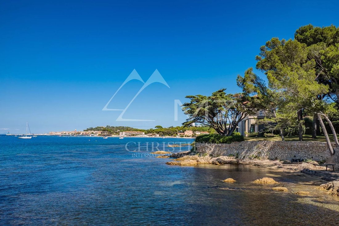 Villa in Saint-Tropez, Provence-Alpes-Côte d'Azur, France 3 - 15203113