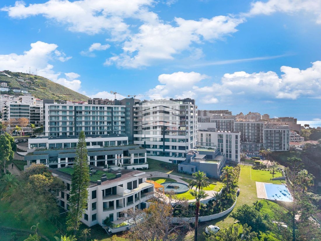 Apartment in Sao Martinho, Madeira, Portugal 1 - 15397393