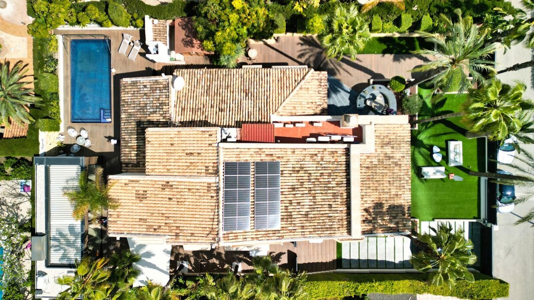 Villa in Benidorm, Valencian Community, Spain 3 - 15406496