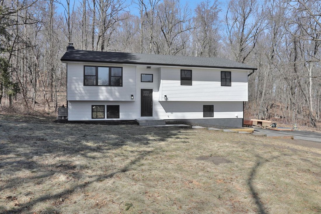 House in Wappingers Falls, New York, United States 2 - 15332913