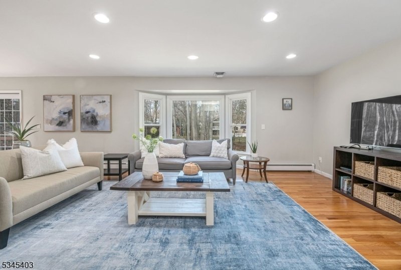 House in Allendale, New Jersey, United States 4 - 15407042