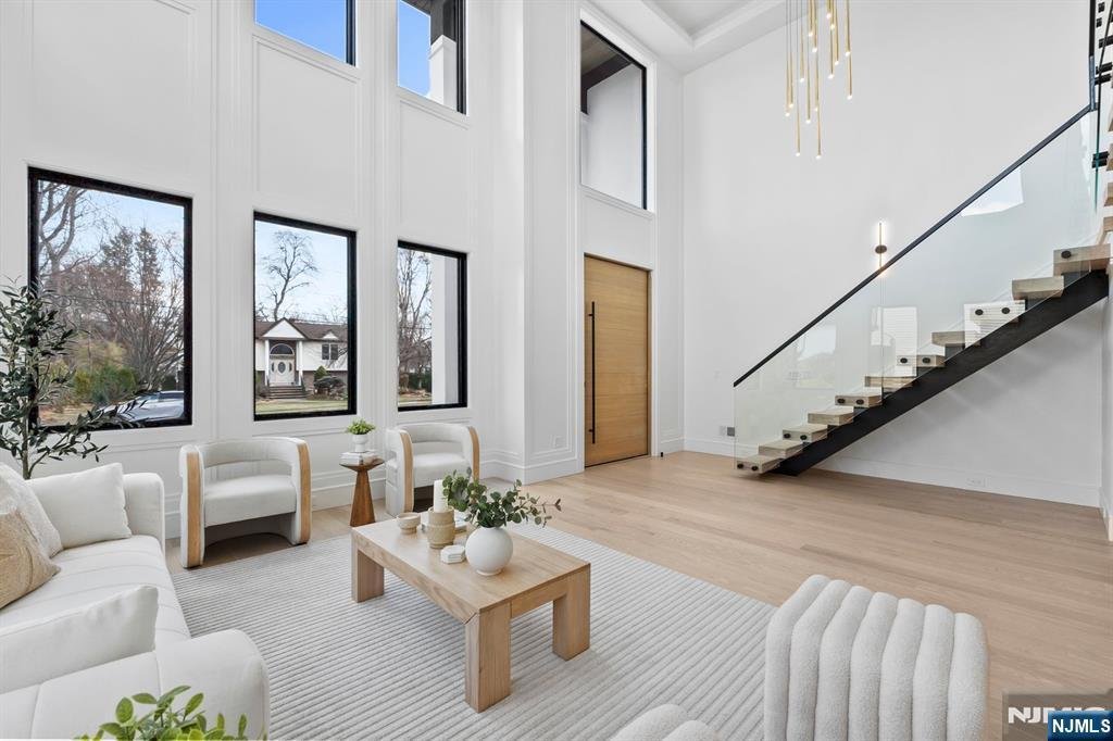 House in Paramus, New Jersey, United States 2 - 15407022