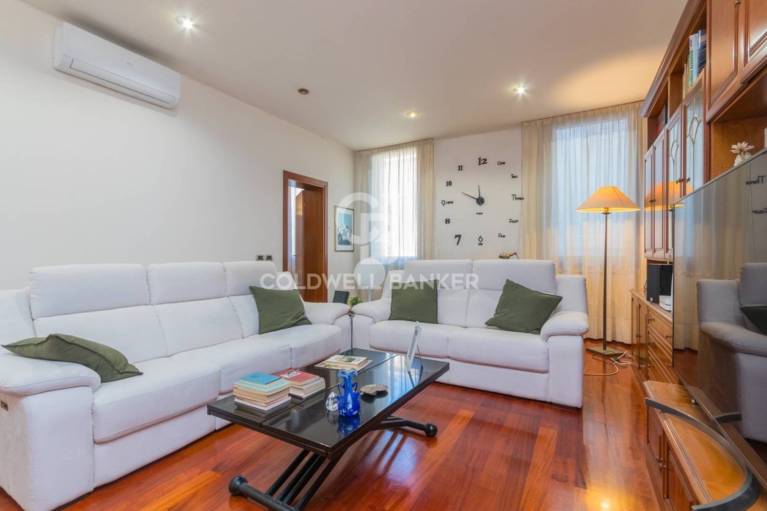 Apartment in Dorsoduro, Venice, Italy 1 - 15408487