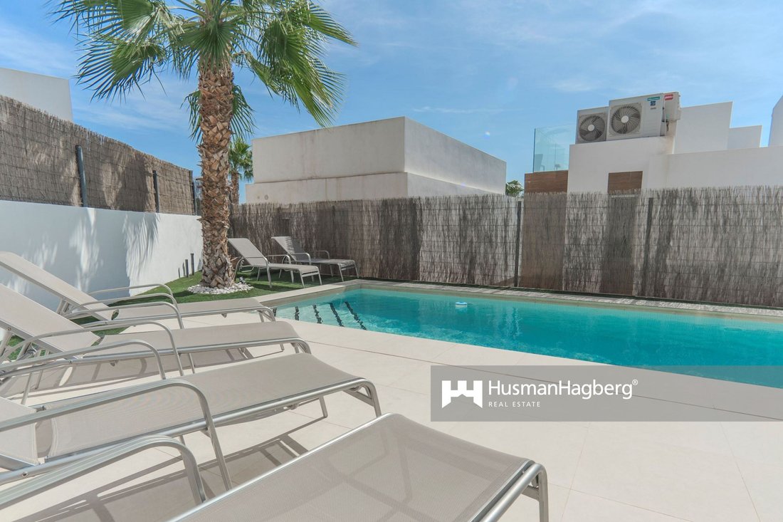 Villa in Orihuela, Valencian Community, Spain 2 - 15406660