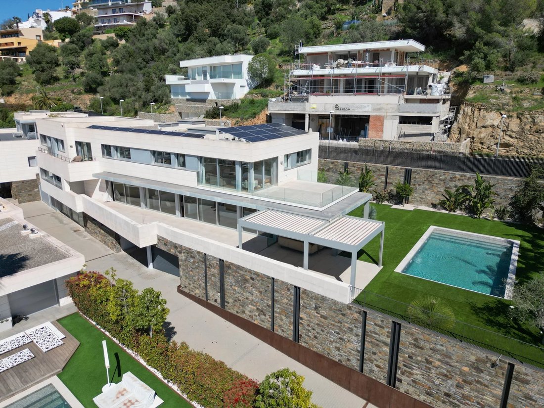 Villa in Roses, Catalonia, Spain 5 - 15407961
