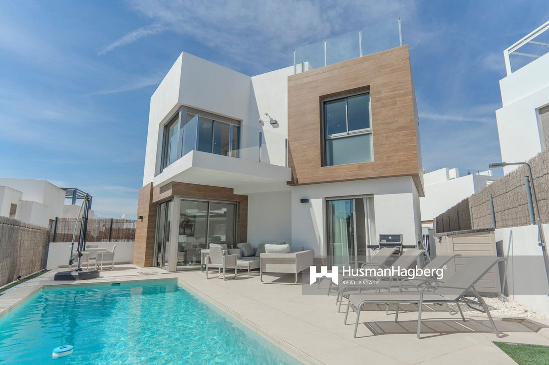Villa in Orihuela, Valencian Community, Spain 1 - 15406660