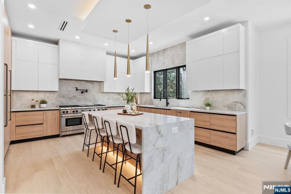 House in Paramus, New Jersey, United States 4 - 15407022