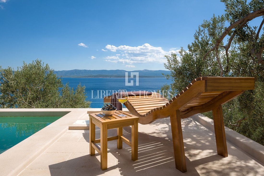 Villa in Brač, Split-Dalmatia County, Croatia 1 - 15409932