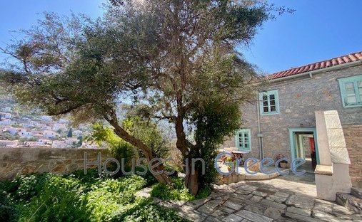 Villa a Idra, Attica, Grecia 1