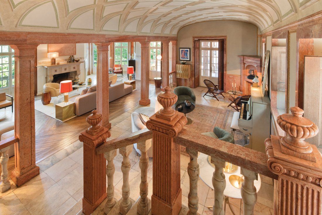 Lino’s Light-Kissed Palace: A Sintra Masterpiece Above the Clouds