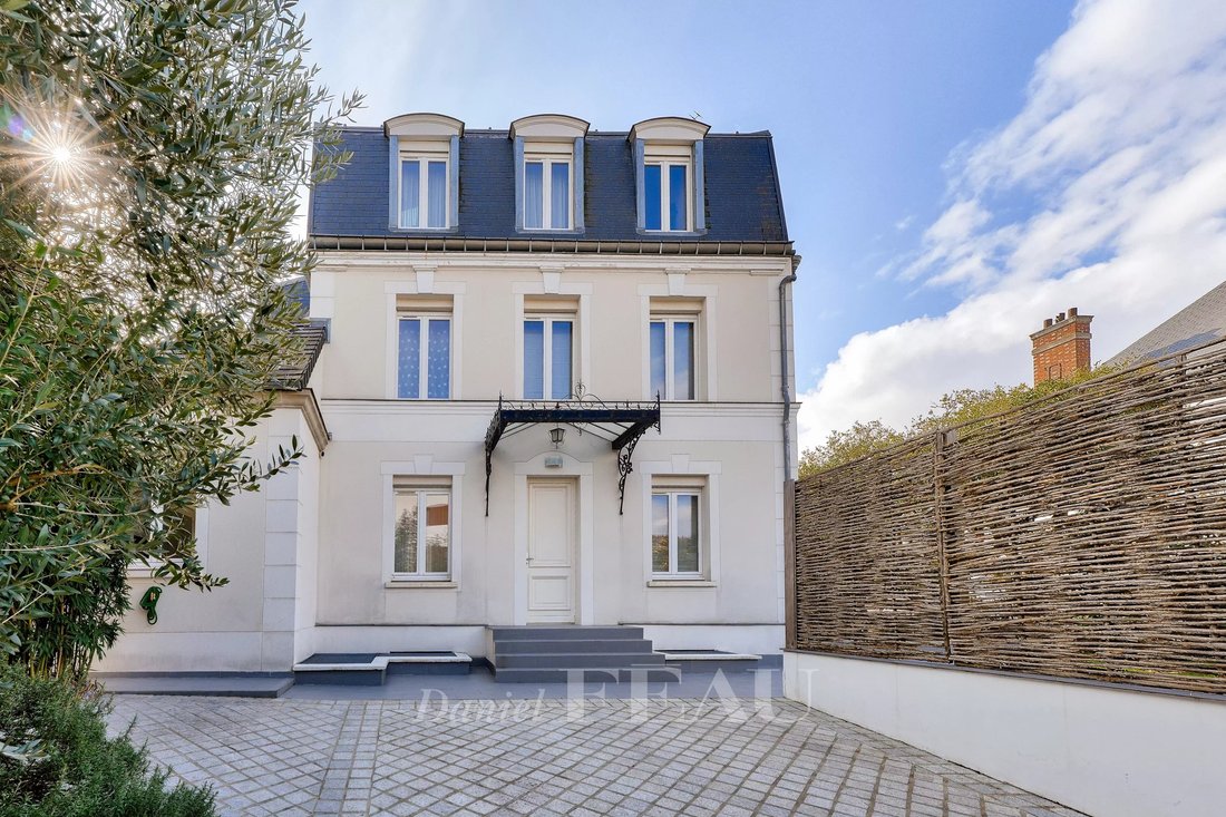 House in Centre Ville, Rueil-Malmaison, France 1 - 15410914