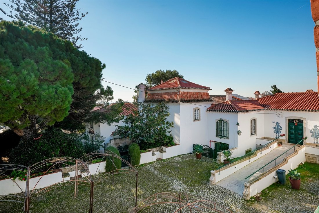 Farm Ranch in Carcavelos e Parede, Lisbon, Portugal 2 - 13783744