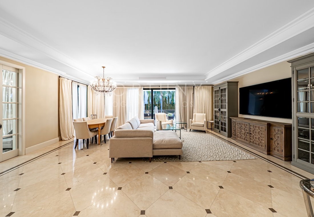 Villa in Benahavis, Andalusia, Spain 4 - 15410961